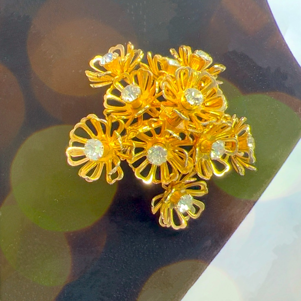 Vintage Coro Three Dimensional Floral Bouquet WClear Rhinestone Centers Brooch 41$